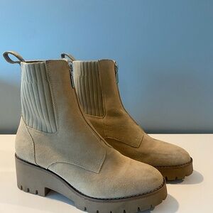 Blondo waterproof boots size 8.5 sand suede